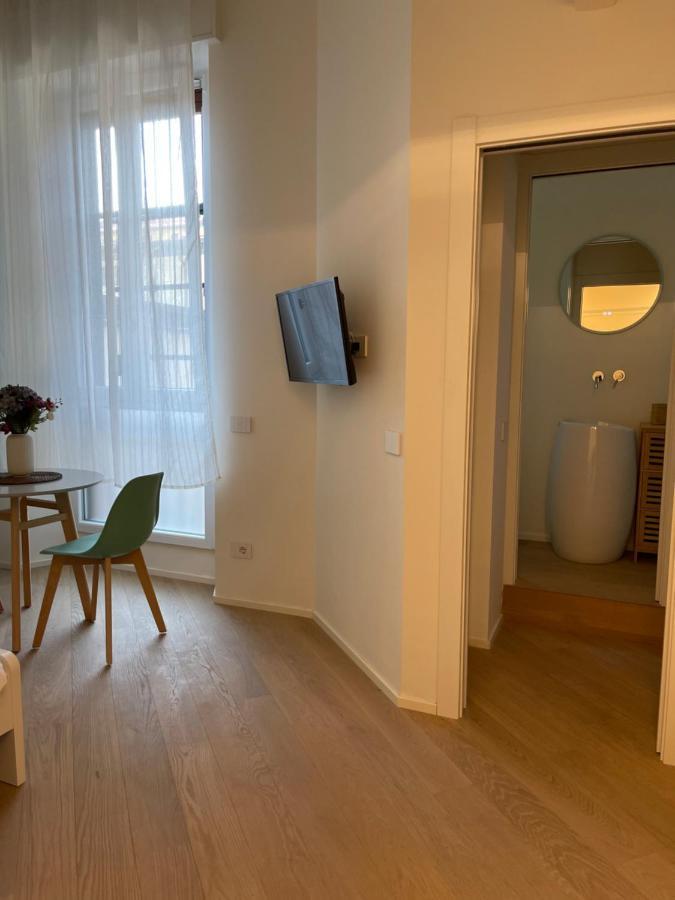 ミラノA Casa Di Ariannaアパートメント エクステリア 写真